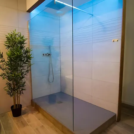 La Interdite Jacuzzi, Sauna & Piece Secrete * Nancy