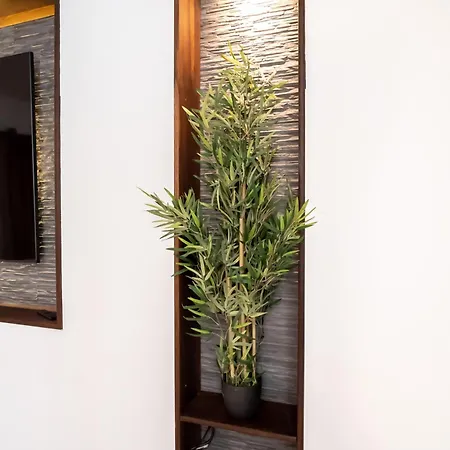 La Interdite Jacuzzi, Sauna & Piece Secrete Nancy