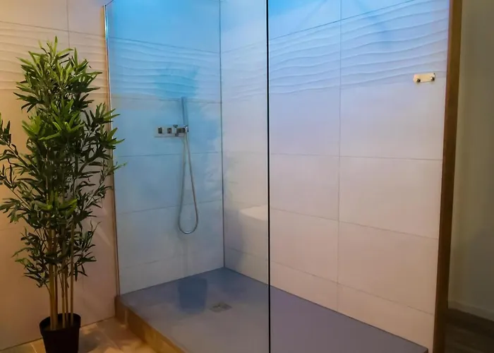 La Interdite Jacuzzi, Sauna & Piece Secrete * Nancy